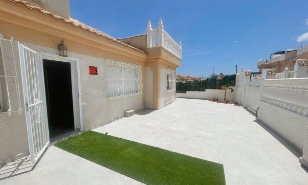 Herverkoop - Rijwoning -
Ciudad Quesada - Rojales - La Marquesa Golf