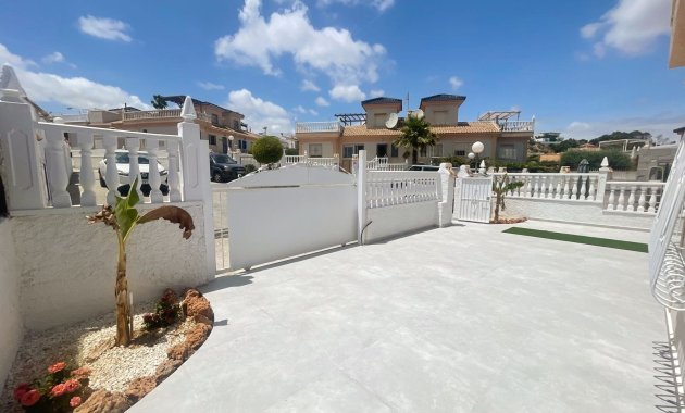 Herverkoop - Rijwoning -
Ciudad Quesada - Rojales - La Marquesa Golf