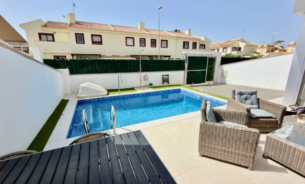 Herverkoop - Vrijstaande woning / Villa -
Ciudad Quesada - Rojales - Costa Blanca