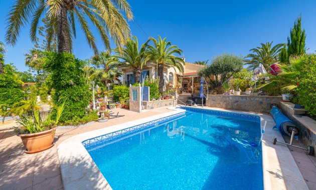 Herverkoop - Vrijstaande woning / Villa -
Ciudad Quesada - Rojales - Rojales