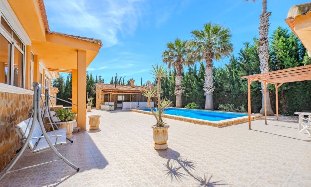 Herverkoop - Finca   -
Ciudad Quesada - Rojales - Rojales