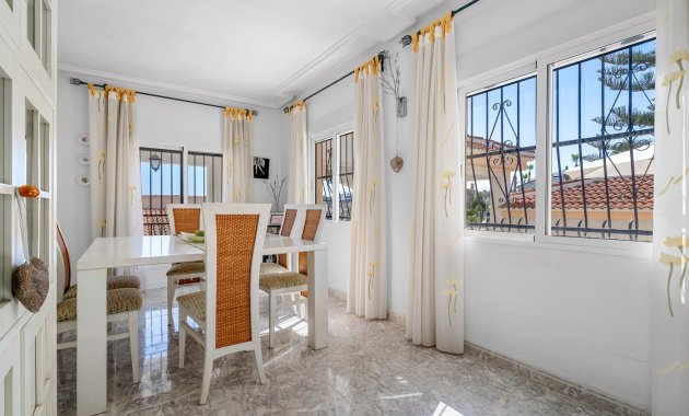Herverkoop - Vrijstaande woning / Villa -
Ciudad Quesada - Rojales - La Marquesa Golf