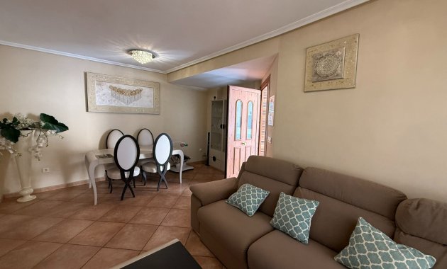 Herverkoop - Vrijstaande woning / Villa -
Ciudad Quesada - Rojales - Rojales