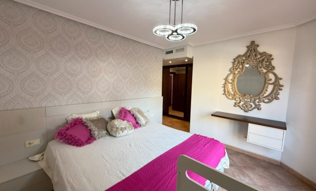 Herverkoop - Vrijstaande woning / Villa -
Ciudad Quesada - Rojales - Rojales