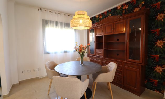 Herverkoop - Rijwoning -
Ciudad Quesada - Rojales - Doña Pepa