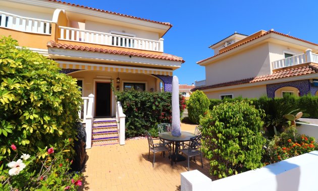 Herverkoop - Rijwoning -
Ciudad Quesada - Rojales - Doña Pepa