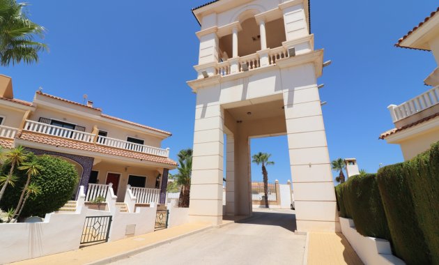 Herverkoop - Rijwoning -
Ciudad Quesada - Rojales - Doña Pepa