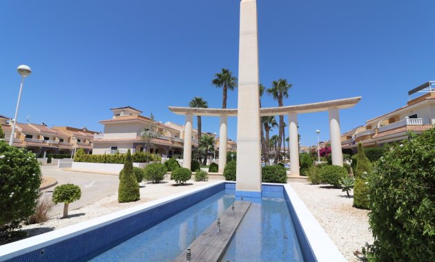 Herverkoop - Rijwoning -
Ciudad Quesada - Rojales - Doña Pepa