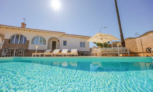 Herverkoop - Vrijstaande woning / Villa -
Ciudad Quesada - Rojales - Ciudad Quesada