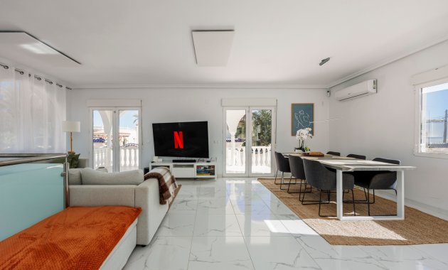 Herverkoop - Vrijstaande woning / Villa -
Ciudad Quesada - Rojales - Ciudad Quesada