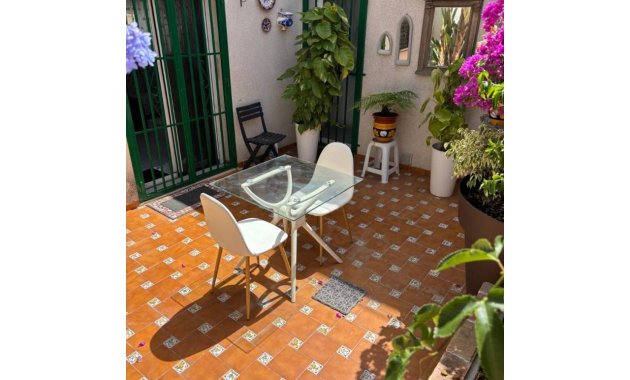 Herverkoop - Rijwoning -
Ciudad Quesada - Rojales - Rojales