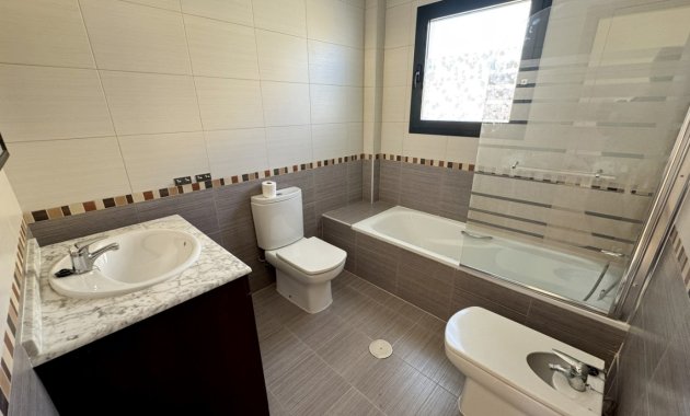 Herverkoop - Vrijstaande woning / Villa -
Ciudad Quesada - Rojales - Ciudad Quesada