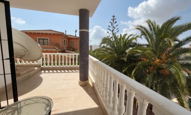 Wiederverkauf - Freistehend / Villa -
Ciudad Quesada - Rojales - Ciudad Quesada