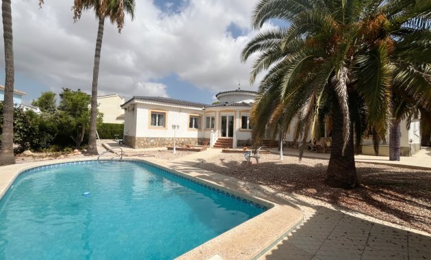 Wiederverkauf - Freistehend / Villa -
Ciudad Quesada - Rojales - Ciudad Quesada