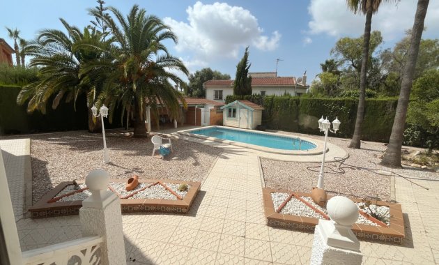 Wiederverkauf - Freistehend / Villa -
Ciudad Quesada - Rojales - Ciudad Quesada