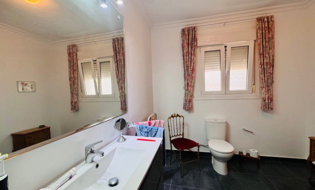 Herverkoop - Vrijstaande woning / Villa -
Ciudad Quesada - Rojales - Ciudad Quesada