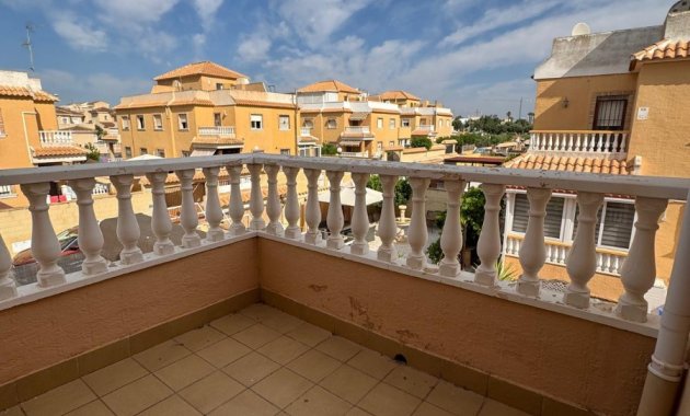 Herverkoop - Rijwoning -
Ciudad Quesada - Rojales - Doña Pepa