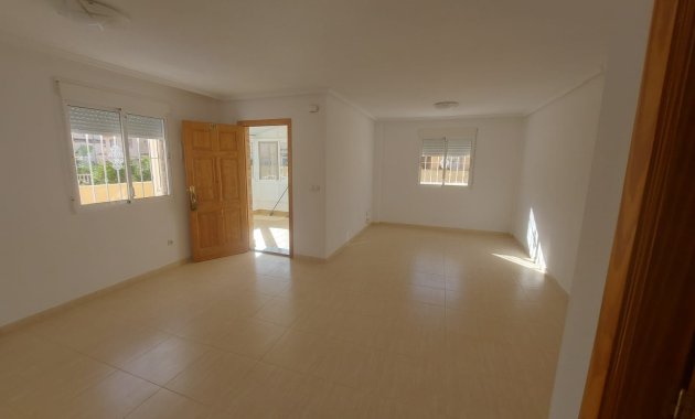 Herverkoop - Rijwoning -
Ciudad Quesada - Rojales - Ciudad Quesada