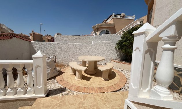 Herverkoop - Vrijstaande woning / Villa -
Ciudad Quesada - Rojales - Airstrip