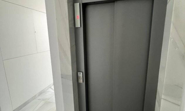 Herverkoop - Appartement -
Orihuela Costa