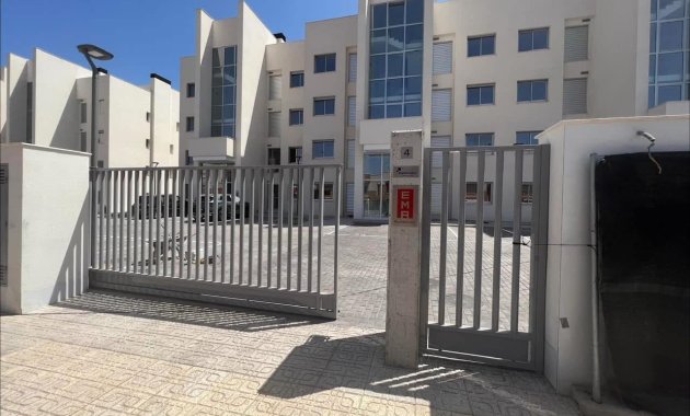 Herverkoop - Appartement -
Orihuela Costa