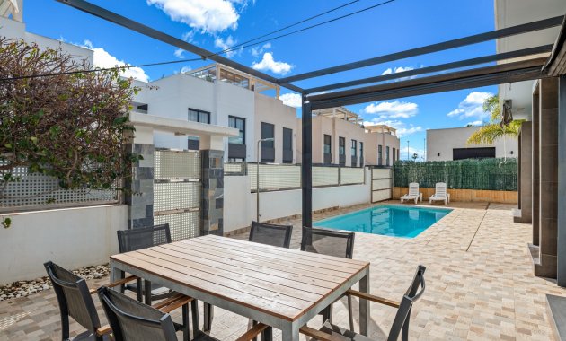 Herverkoop - Vrijstaande woning / Villa -
Ciudad Quesada - Rojales - Ciudad Quesada