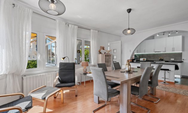 Herverkoop - Vrijstaande woning / Villa -
Ciudad Quesada - Rojales - Rojales
