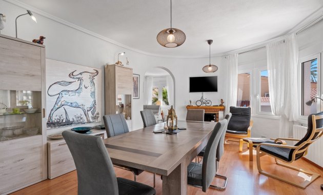 Herverkoop - Vrijstaande woning / Villa -
Ciudad Quesada - Rojales - Rojales