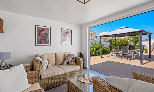 Herverkoop - Vrijstaande woning / Villa -
Ciudad Quesada - Rojales - Rojales