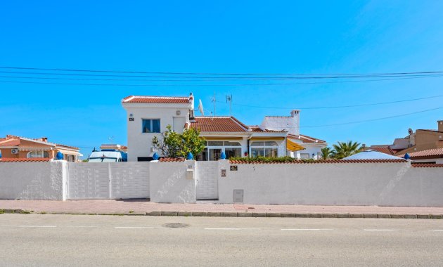 Herverkoop - Vrijstaande woning / Villa -
Ciudad Quesada - Rojales - Rojales