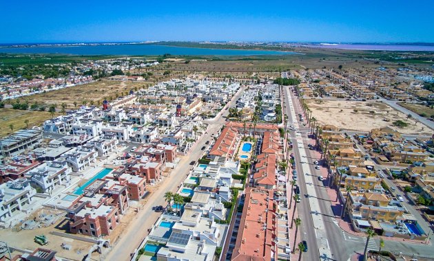 Herverkoop - Rijwoning -
Ciudad Quesada - Rojales - Doña Pepa