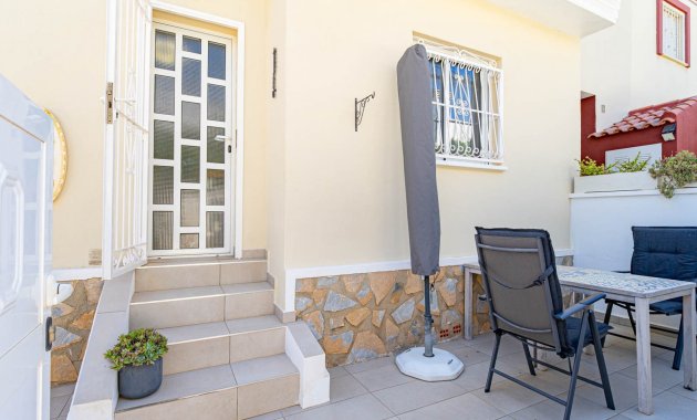 Herverkoop - Rijwoning -
Ciudad Quesada - Rojales - Doña Pepa