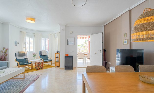 Herverkoop - Rijwoning -
Ciudad Quesada - Rojales - Doña Pepa