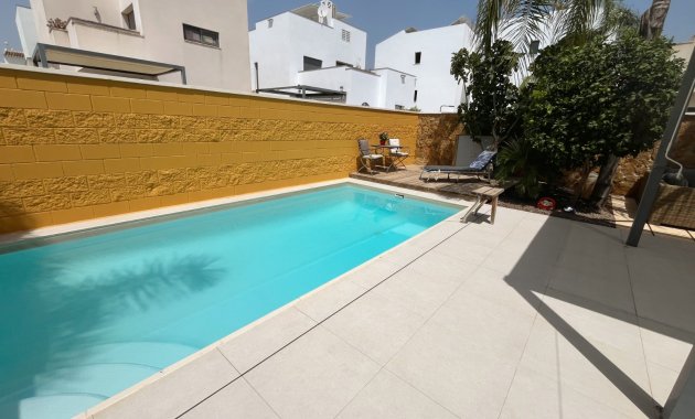 Herverkoop - Vrijstaande woning / Villa -
Ciudad Quesada - Rojales - Pueblo Bravo