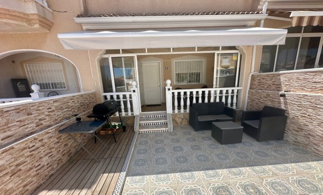 Herverkoop - Rijwoning -
Ciudad Quesada - Rojales - Doña Pepa
