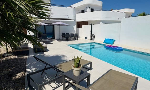 Herverkoop - Vrijstaande woning / Villa -
Ciudad Quesada - Rojales - Rojales