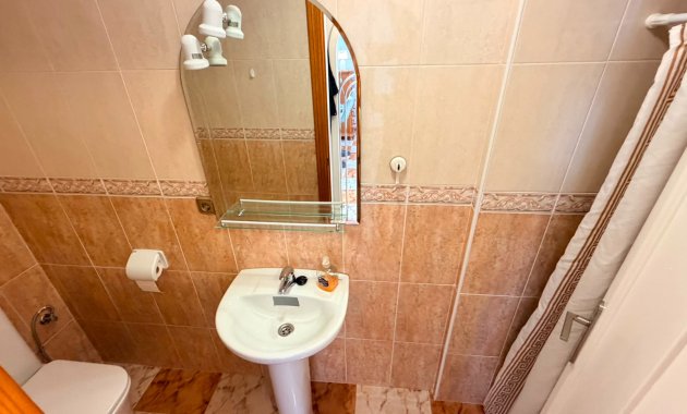 Herverkoop - Geschakelde Villa -
Lomas de Cabo Roig - Orihuela Costa