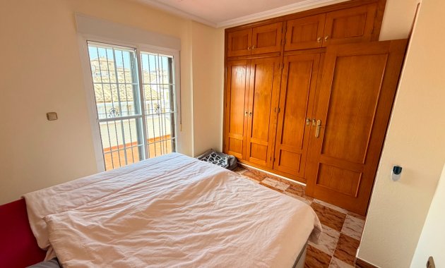 Herverkoop - Geschakelde Villa -
Lomas de Cabo Roig - Orihuela Costa