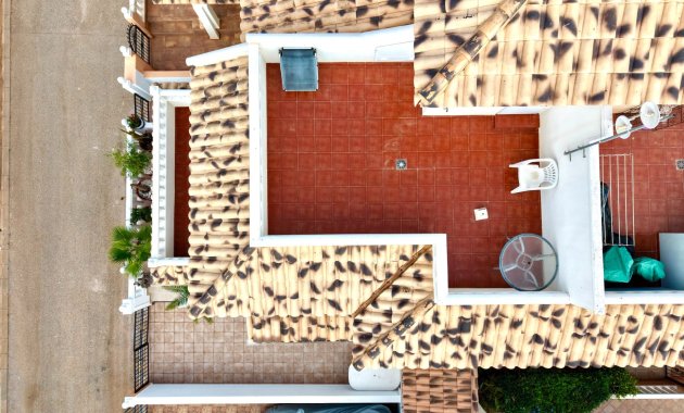 Herverkoop - Geschakelde Villa -
Lomas de Cabo Roig - Orihuela Costa