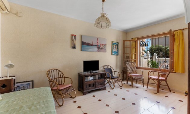 Reventa - Casa adosada -
La Mata - Playa