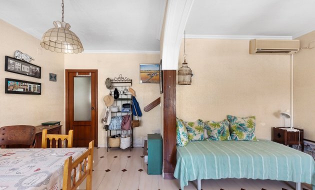 Reventa - Casa adosada -
La Mata - Playa