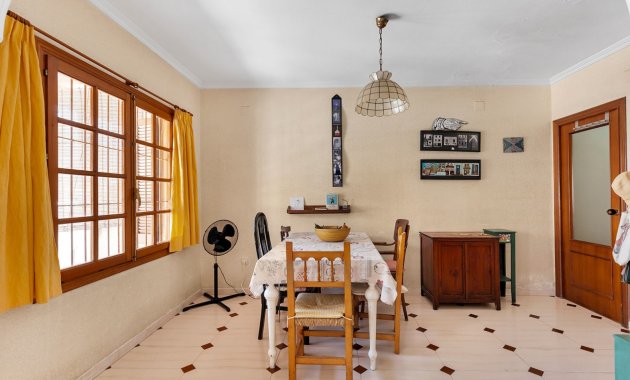 Reventa - Casa adosada -
La Mata - Playa