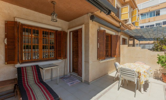 Reventa - Casa adosada -
La Mata - Playa