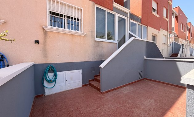 Reventa - Casa adosada -
Ciudad Quesada - Rojales - Doña Pepa