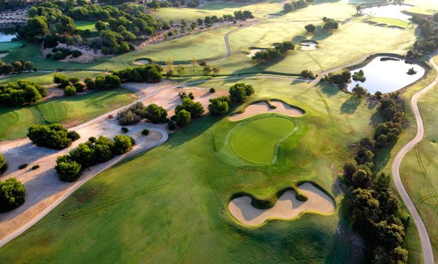 Neue Gebäude - Villa -
Pilar de la Horadada - Lo Romero Golf