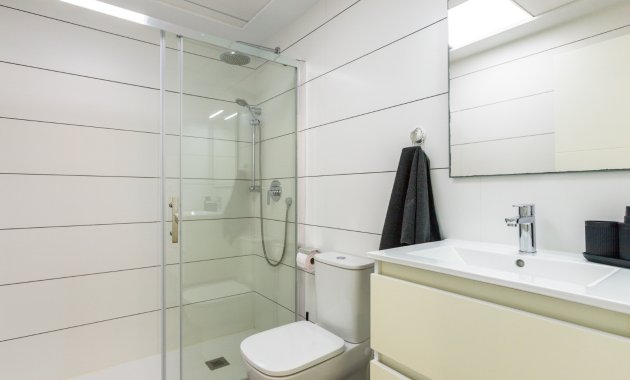 Herverkoop - Penthouse -
Orihuela Costa - Villamartín