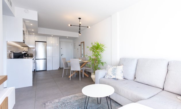 Herverkoop - Penthouse -
Orihuela Costa - Villamartín