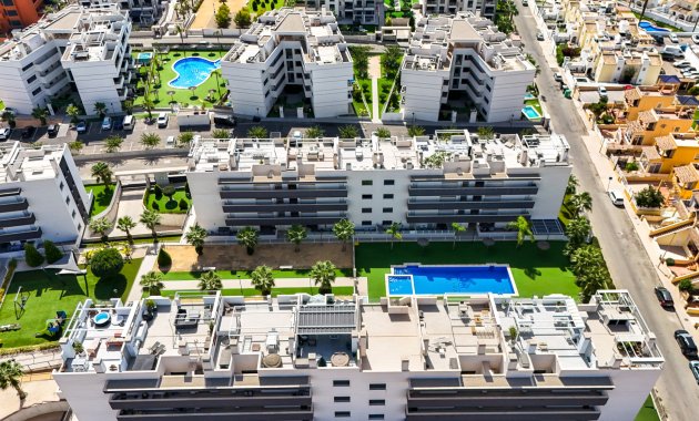 Herverkoop - Penthouse -
Orihuela Costa - Villamartín