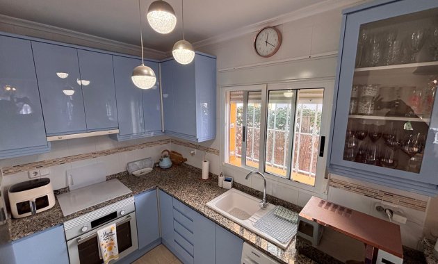 Herverkoop - Vrijstaande woning / Villa -
El Campo