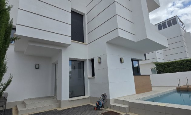 Wiederverkauf - Freistehend / Villa -
Ciudad Quesada - Rojales - Ciudad Quesada